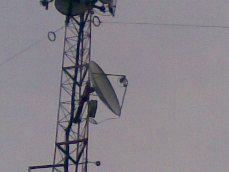 ANTENA PLUTON RECEBENDO LINK DE FIBRA DA REDEFOX/GVT20112010(006)