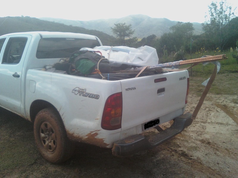 Equipamentos para executar o aterramento, e antenas para equipar a torre...