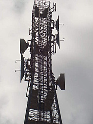 Torres de wifi e telefonia na BR 101 SUL no RS , Antiga "estrada do inferno".