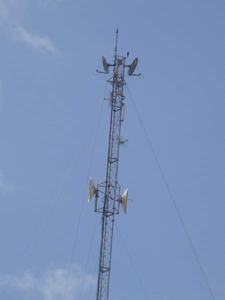 TORRE WIFI Provedores da região.
2.4ghz tsm 90cm e 5.8ghz