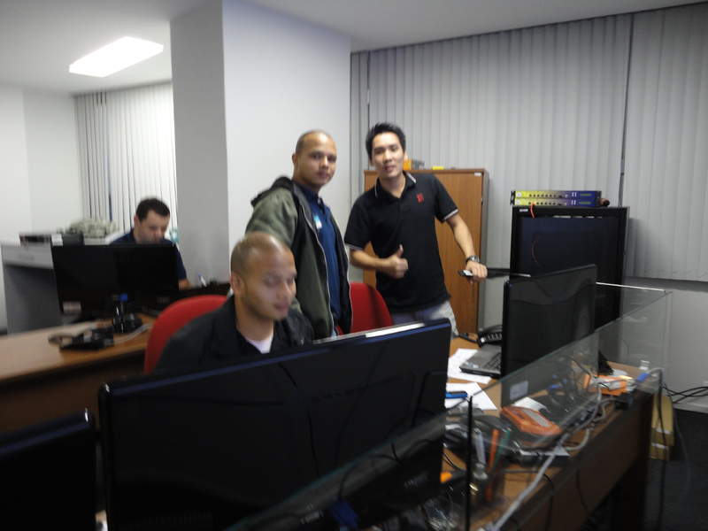 Olha o Japa ai ^^, meu coleguinha chefe!