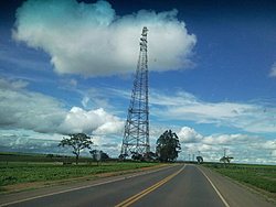 Torre construida pelo exercito na época da telebras... 

torre muito bem feita.. estrutura dela é um showwww