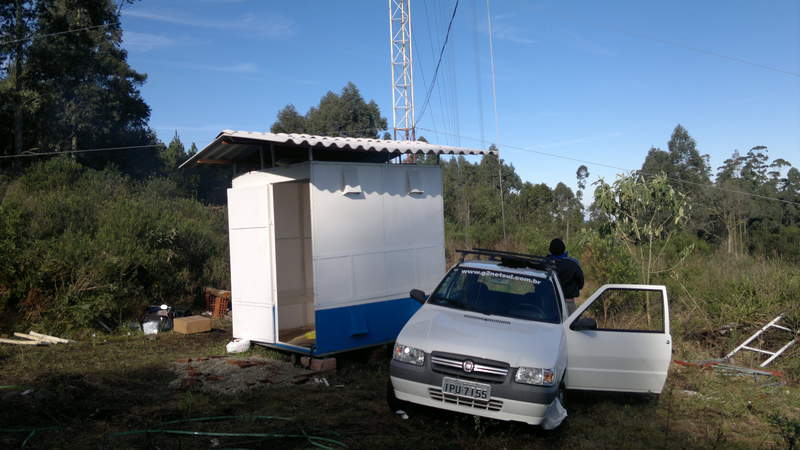 Torre West_ Antena shelter