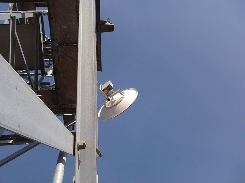 Dish de 34 com RB433ah em link de 71 km.