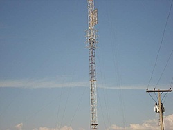 Torre estaiada 60x60 de base com 82Mts.. Nova aquisição..