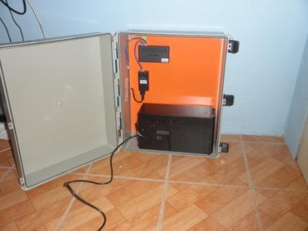 Caixa com nobreak