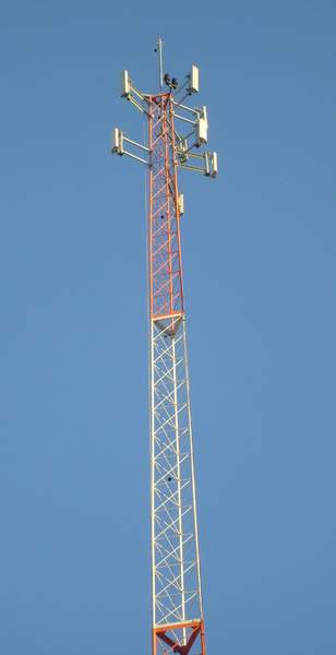 Torre + Suporte e Antenas Setoriais