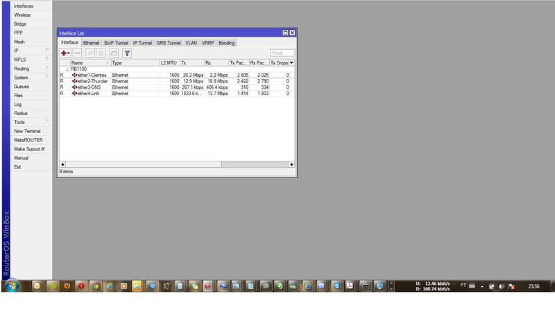 Thunder em funcionamento Site com link de 30MB.. 400 Clientes cadastrados no site com media de planos de 500k, 1Mb e 2Mb.