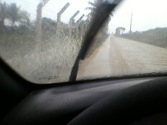 SUPORTE EM DIA DE CHUVA UM GRANDE RALLY
