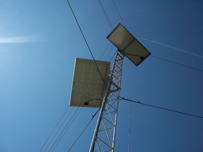 Instalação do 2º Painel Fotovoltaico - Mais antenas = Mais energia...