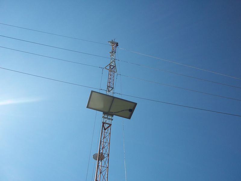 Instalação do 2º Painel Fotovoltaico - Mais antenas = Mais energia...