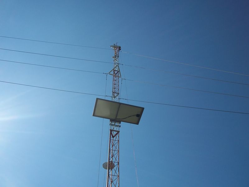 Instalação do 2º Painel Fotovoltaico - Mais antenas = Mais energia...