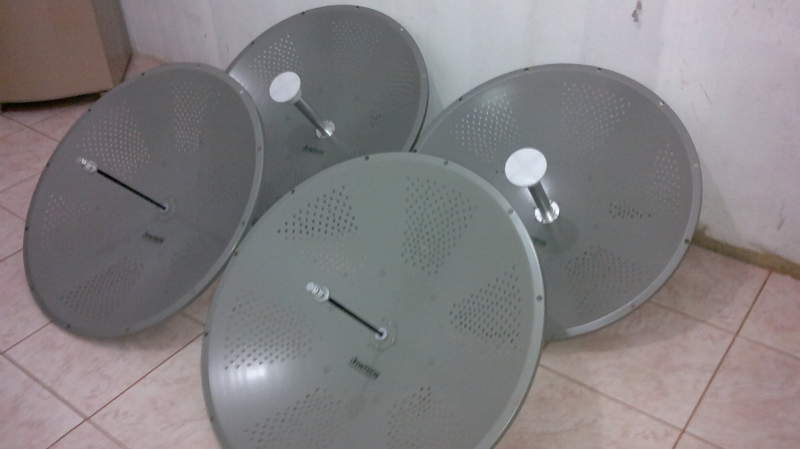 ANTENAS POLARIZAÇÃO SIMPLES, E DE DUPLA POLARIZAÇÃO PARA FAZER UM DUAL NSTREME