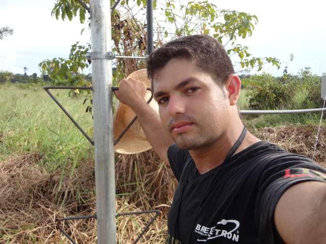 mastro tubolar para internet via radio