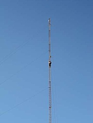 TORRE 48 METROS NO TRIUNFO