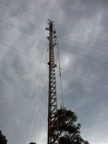 Içamento da antena...