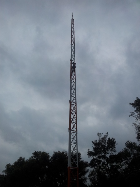 Torre 24mt Auto Portante.