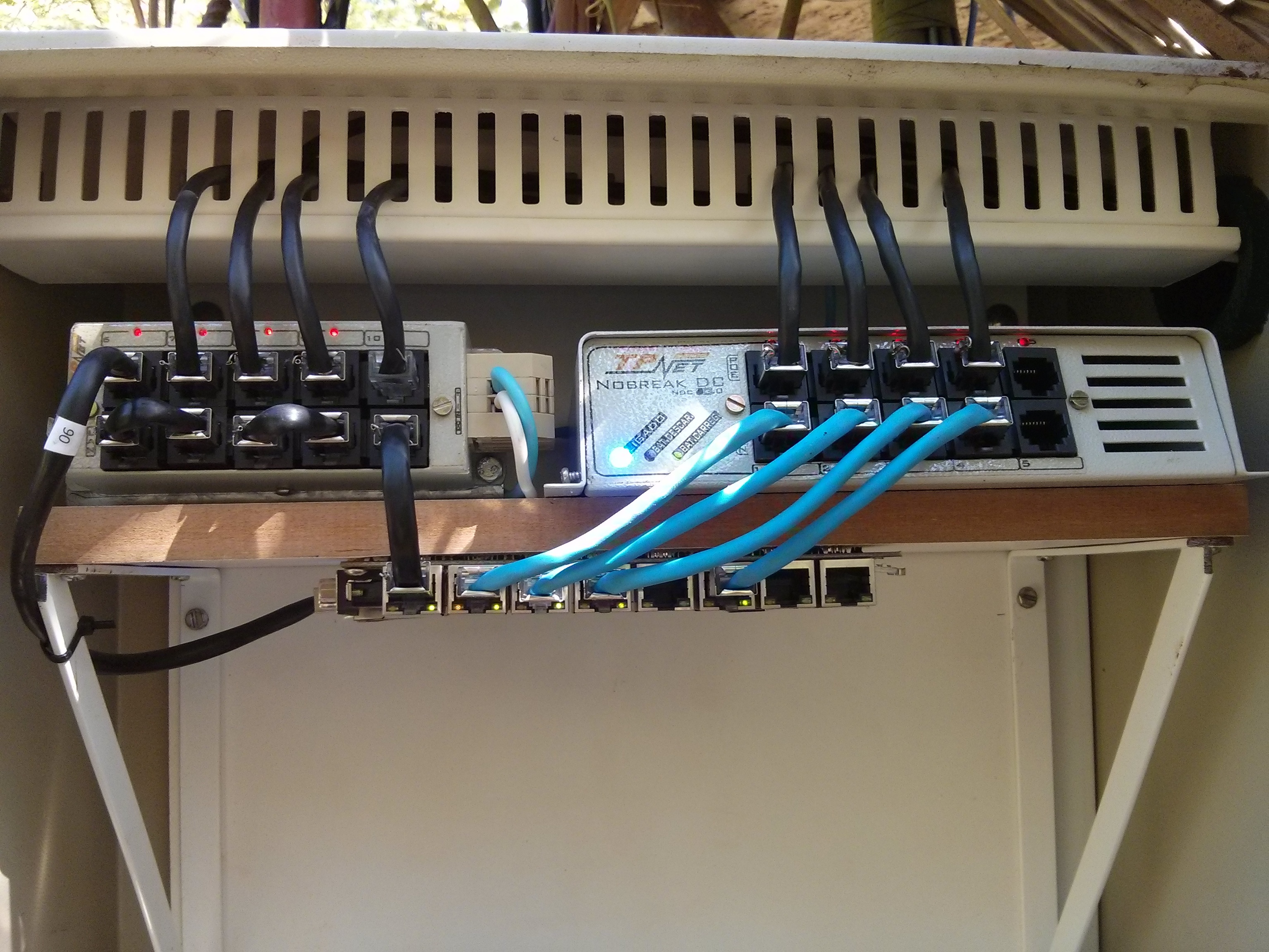 Nobreack TpNet 24V com extensor