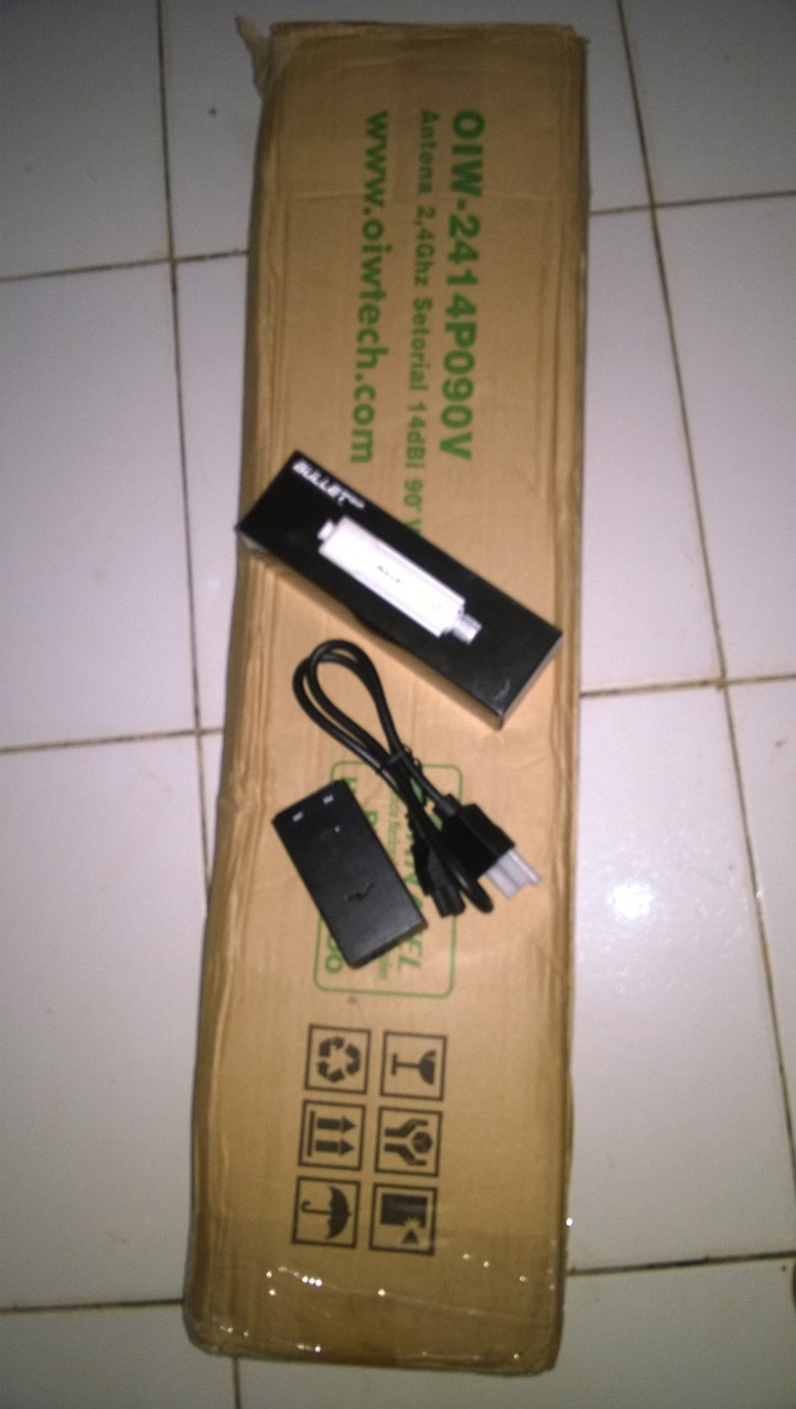 Pinel setorial de 90° 17dbi 2.4ghz