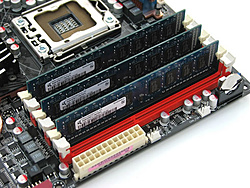 Clique na imagem para uma versão maior

Nome:	         triple-channel-ddr3.jpg
Visualizações:	818
Tamanho: 	55,2 KB
ID:      	59436