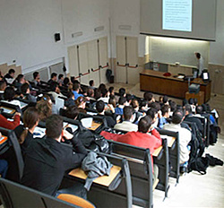Clique na imagem para uma versão maior

Nome:	         sala de projecao(1).jpg
Visualizações:	140
Tamanho: 	31,8 KB
ID:      	59589