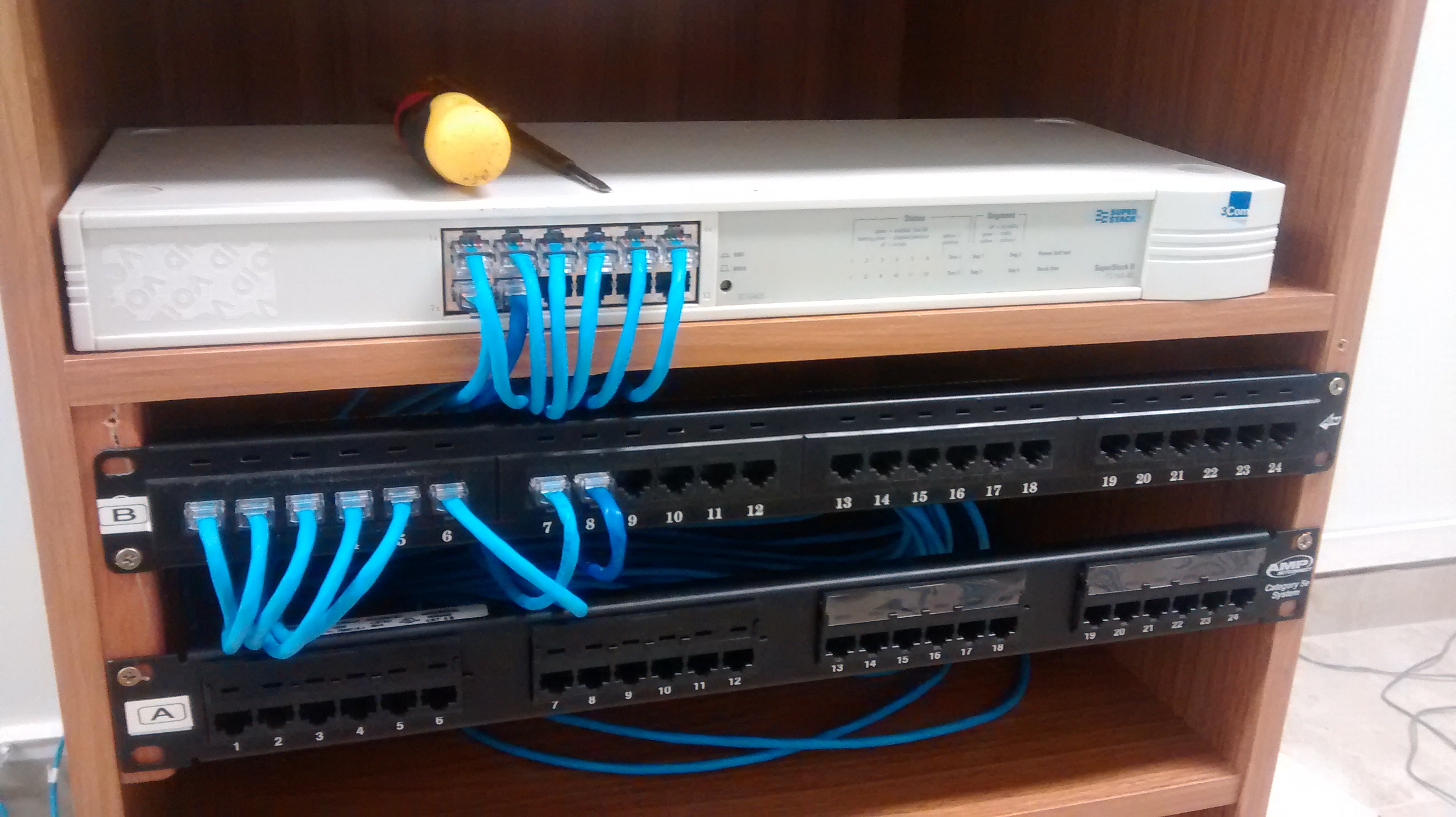 serviço em cliente internet e telefonia ip
