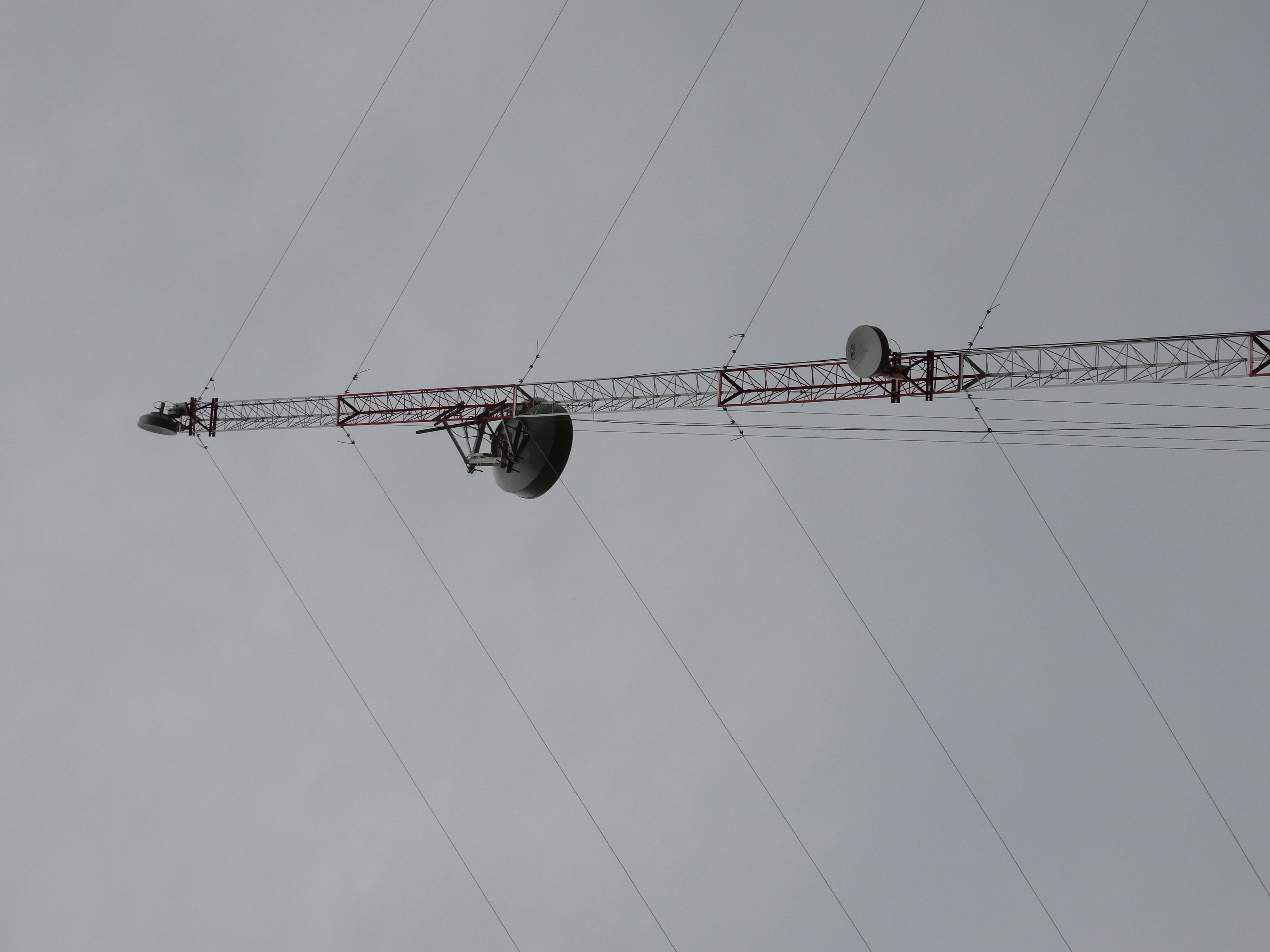 TORRE DE 34,5 METROS COM ENLACE ALGCOM, GR INTERNET