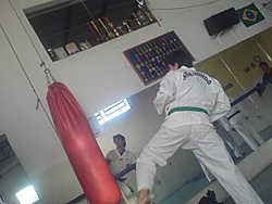 Lutar? Sempre! Perder? Faz...