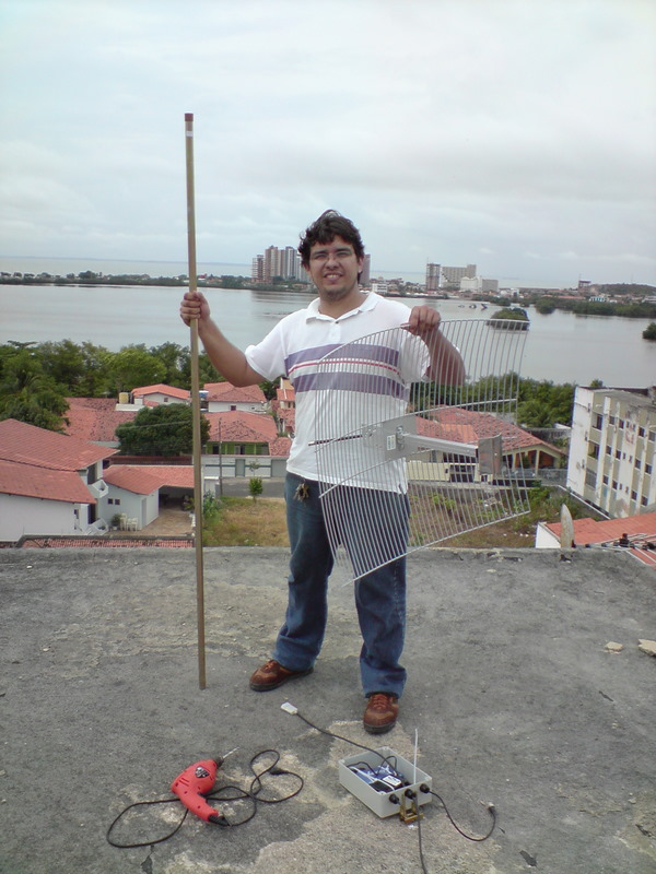 Instalando cliente em São Luis/MA, Lagoa da Jasen ao fundo.