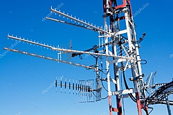 Clique na imagem para uma versão maior

Nome:	         depositphotos_6946531-stock-photo-antenna-repeater-messy-mast-in.jpg
Visualizações:	768
Tamanho: 	107,3 KB
ID:      	68678