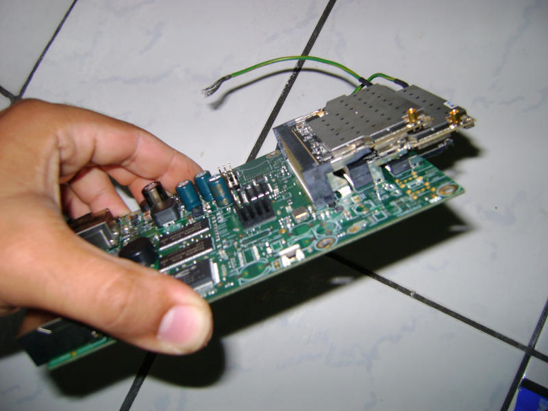 Minha RB433 com 2 cartões XR2 visto de outro ângulo
